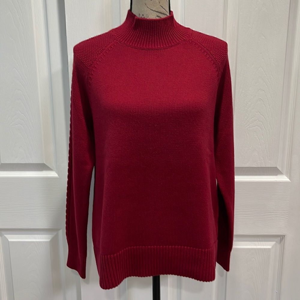 ORVIS SWEATER M. COLOR(see first pic)
